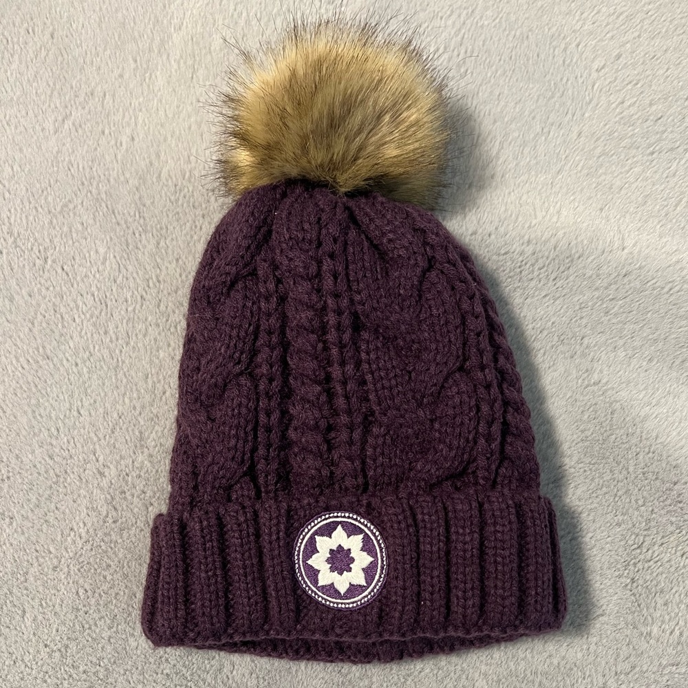 Club Pilates purple pom fuzzy knit beanie hat OS